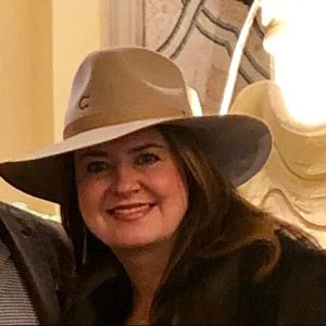 Meet your Posher, Tracey